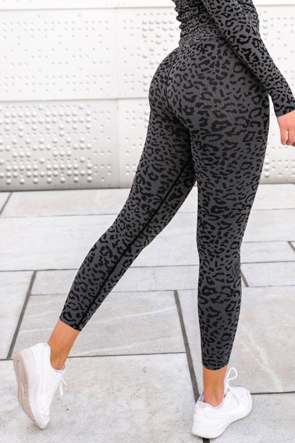 Cheetah Grey Seamless Tights