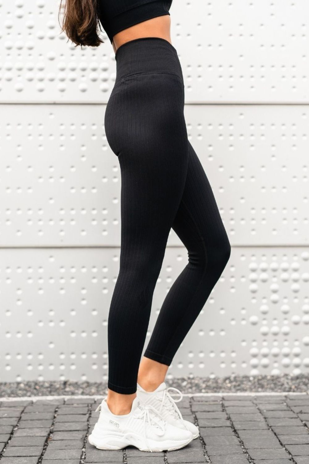 Black Ribbed Seamless Tights